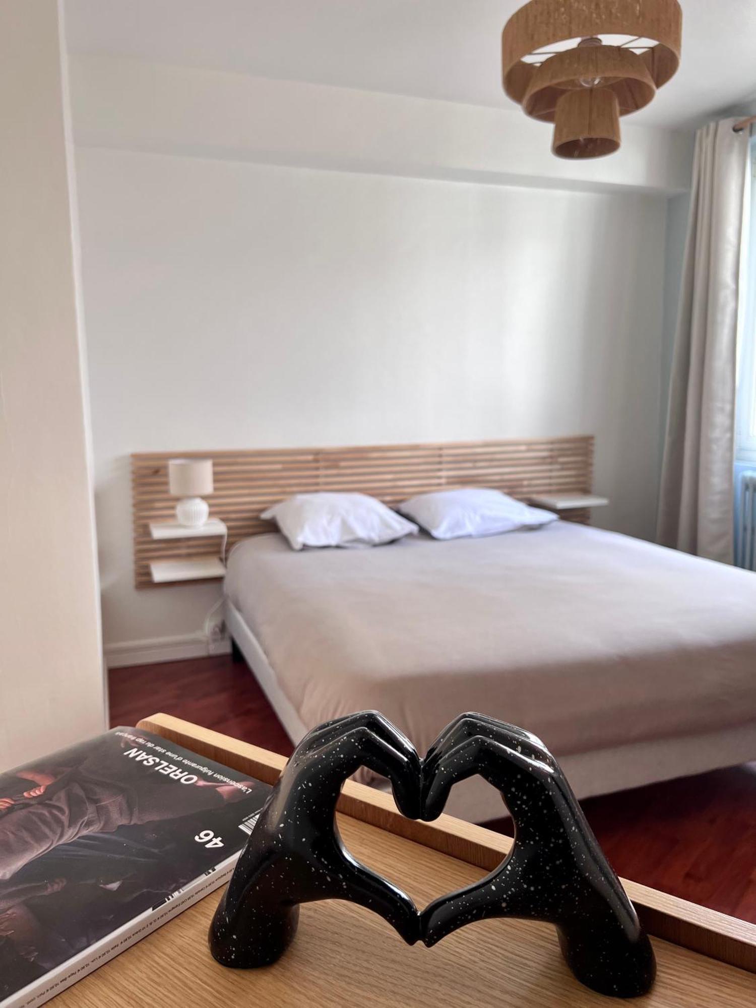 Grand Appartement Ultra Moderne Plein Centre, Plage A Pieds, Avec Parking Конкарно Екстериор снимка