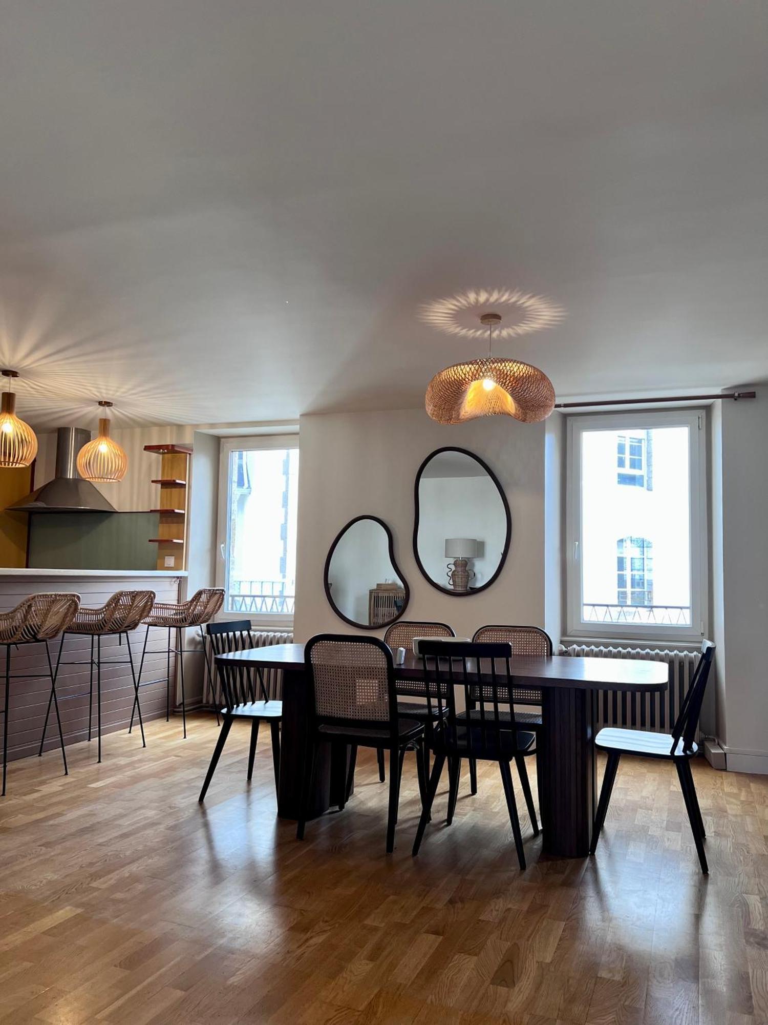 Grand Appartement Ultra Moderne Plein Centre, Plage A Pieds, Avec Parking Конкарно Екстериор снимка