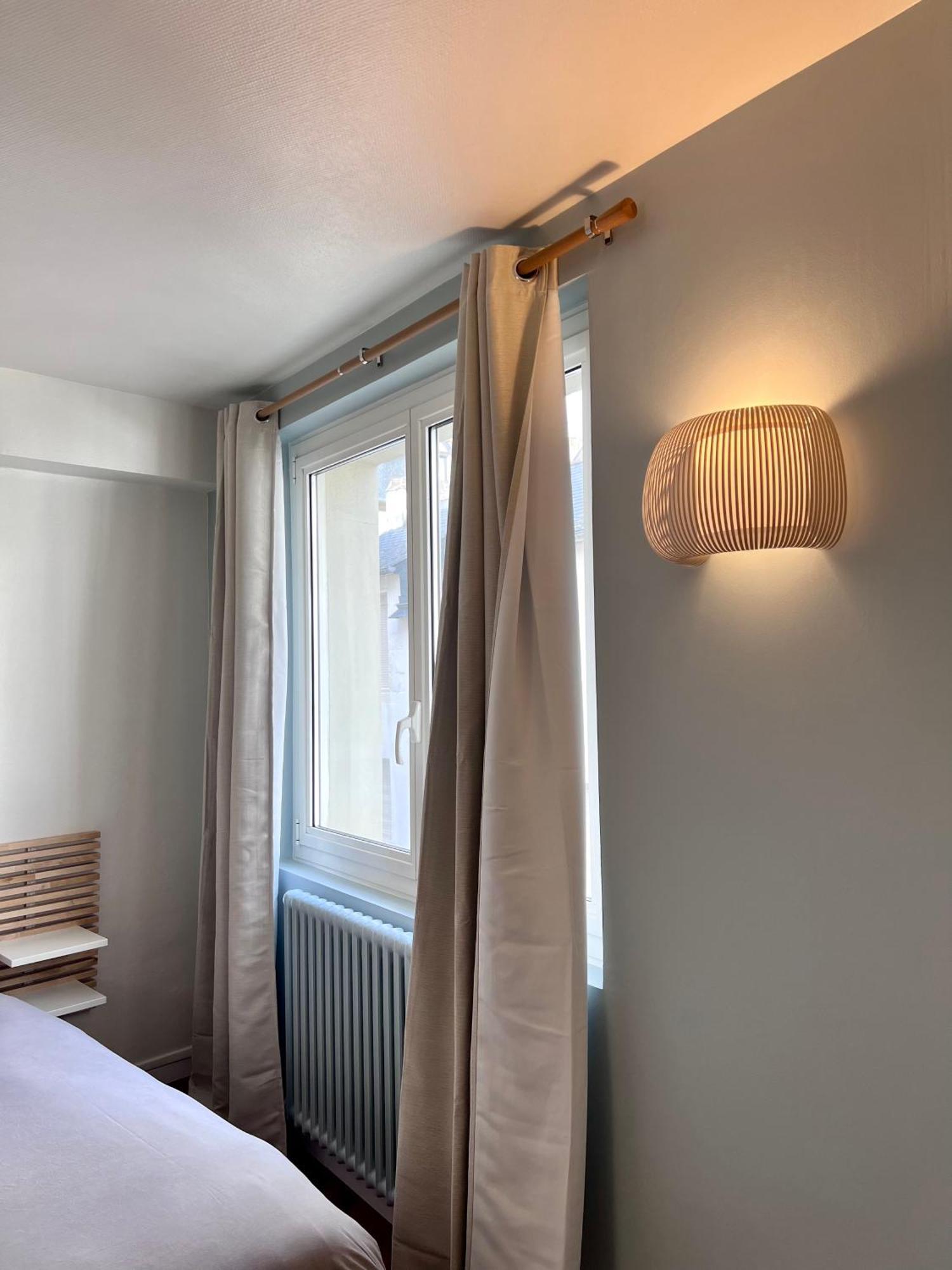 Grand Appartement Ultra Moderne Plein Centre, Plage A Pieds, Avec Parking Конкарно Екстериор снимка